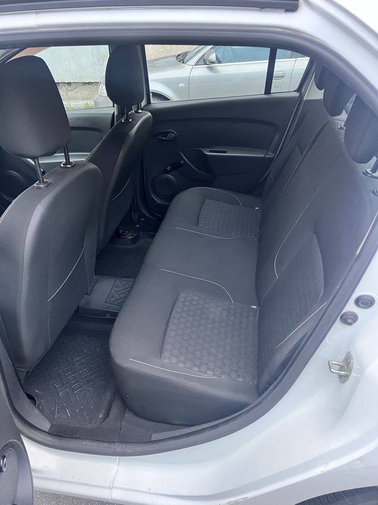 Vand Dacia Logan