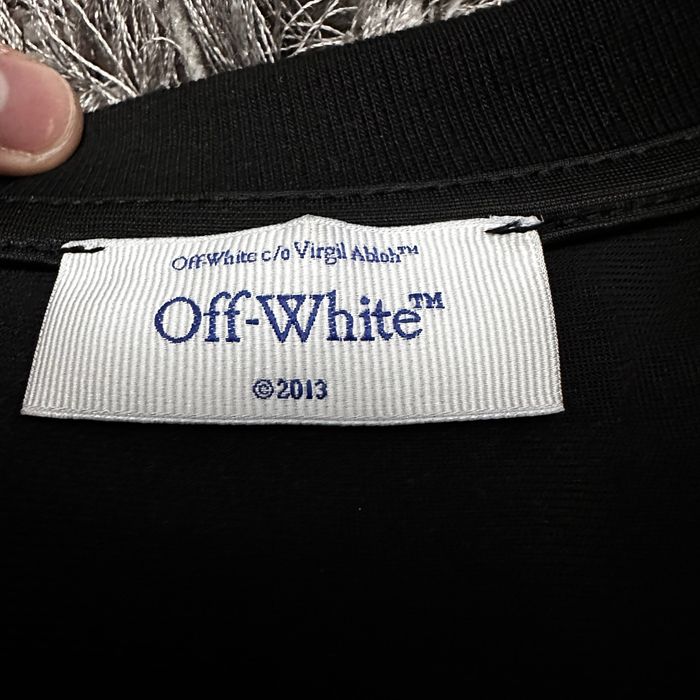 Tricou OFF White