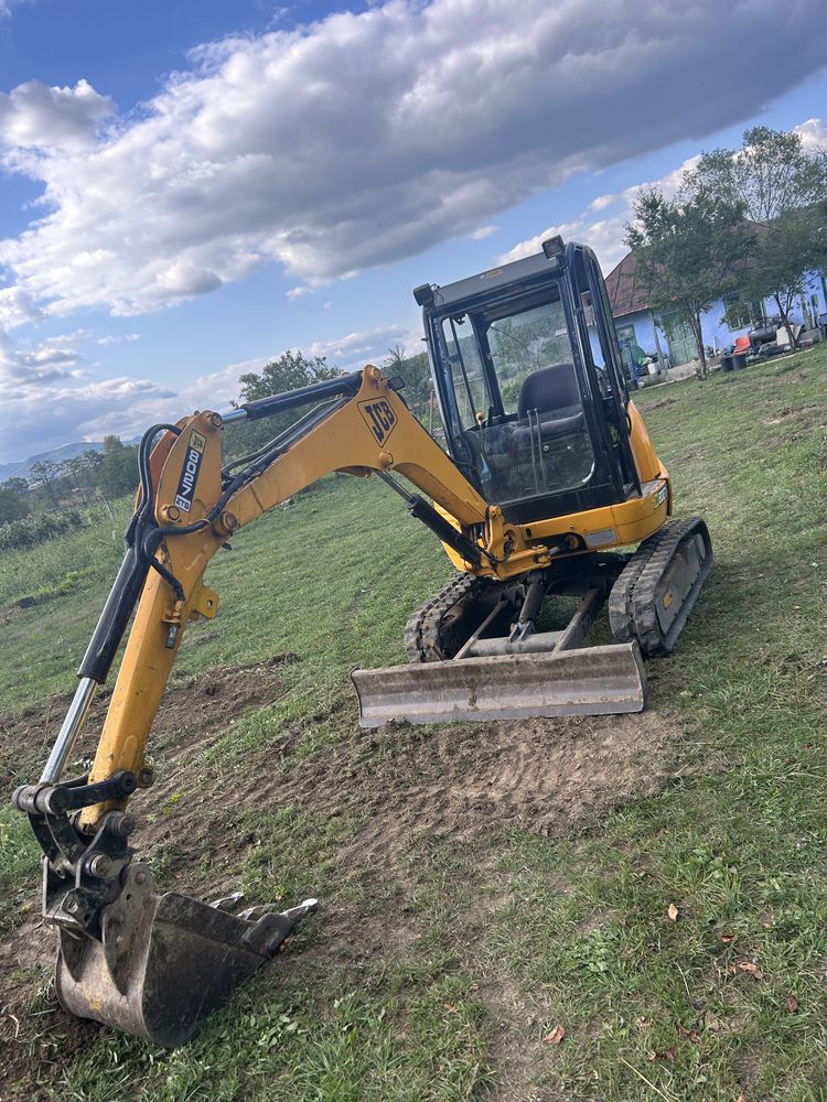 ‼️Inchiriem si executam lucrări cu excavator si basculabila 6,5 t‼️