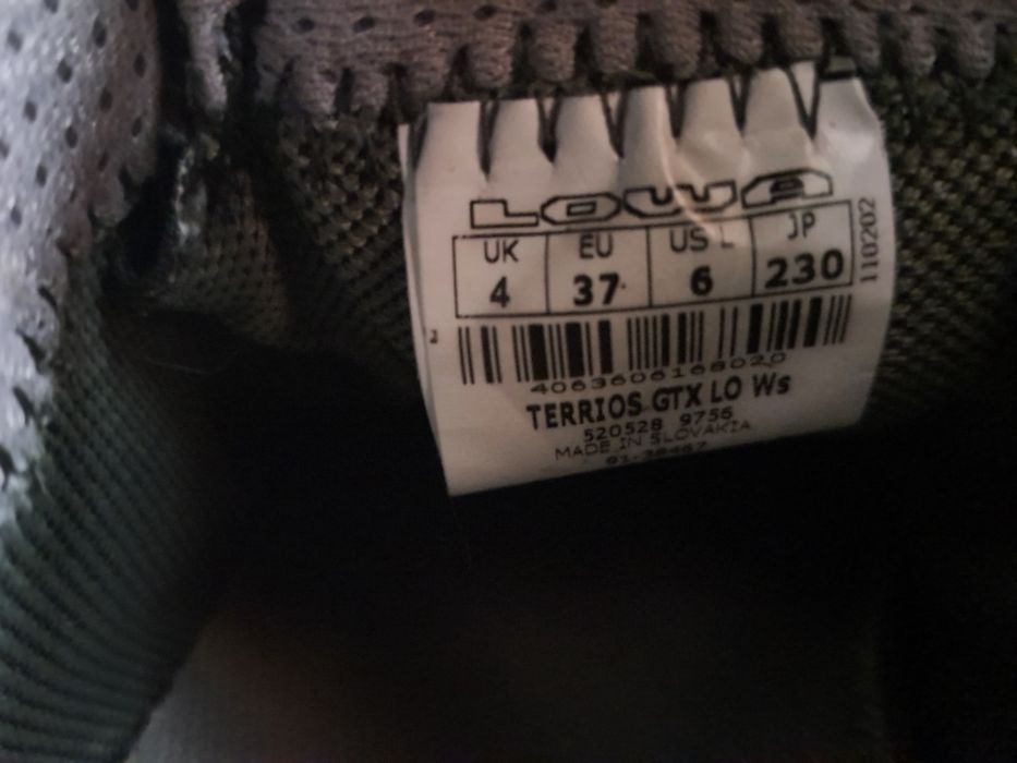 Lowa Goretex marimea 37