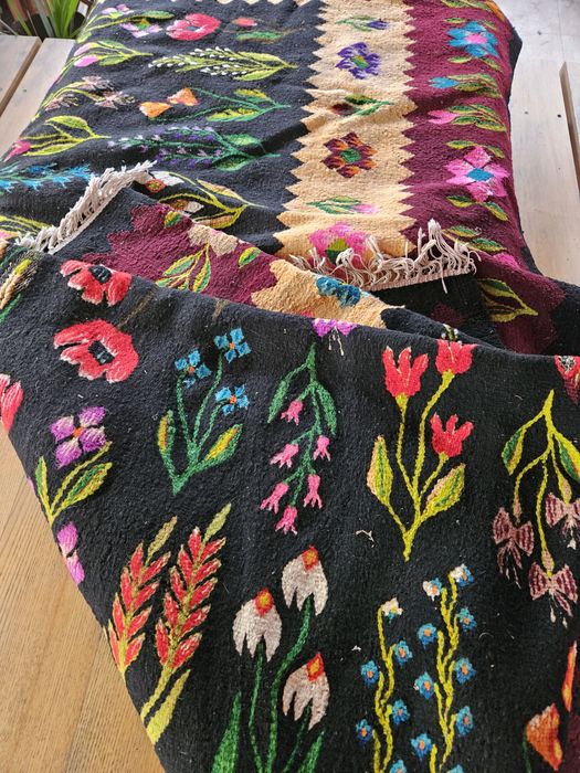 Covor oltenesc traditional 3m pe 2m din lână