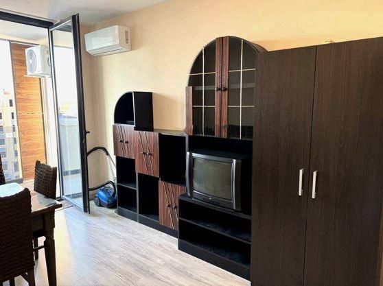 Дава се под наем Едностаен апартамент в Бургас, Меден рудник - зона В - 39 кв.м за 255 € - Снимка #2