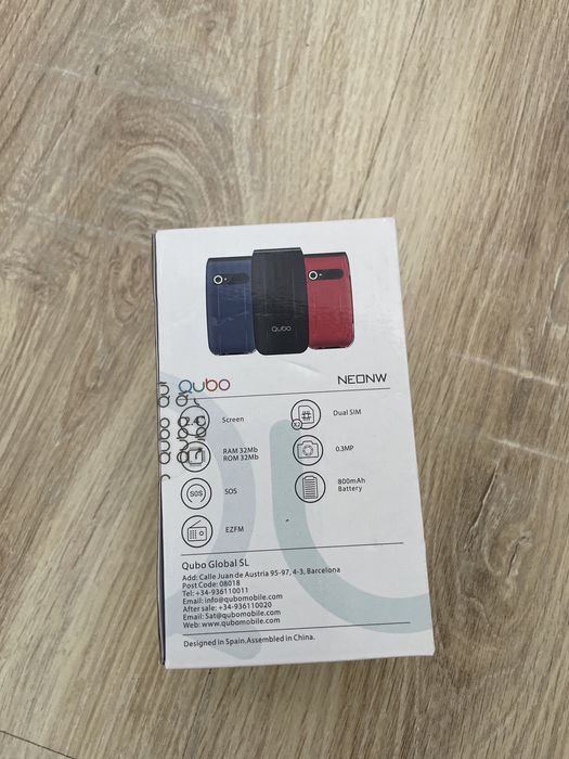 Telefon cu butoane