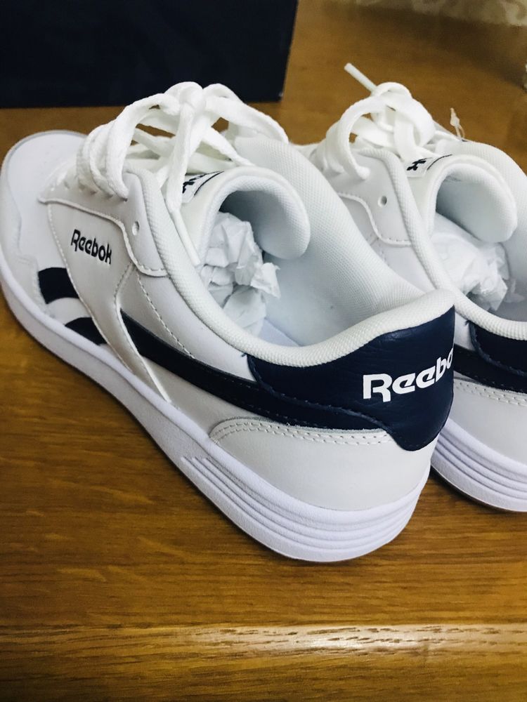 Кроссовки Reebok