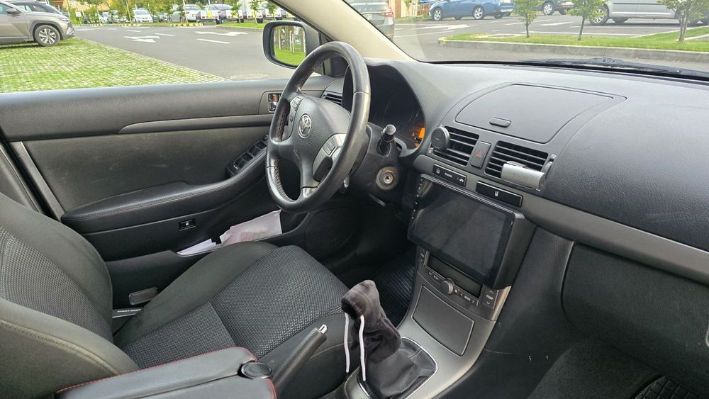 Toyota Avensis 2 Combi
