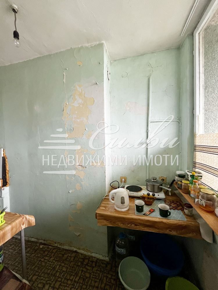 Продава се Едностаен апартамент в Шумен, Тракия - 49 кв.м за 1125 €/кв.м - Снимка #4