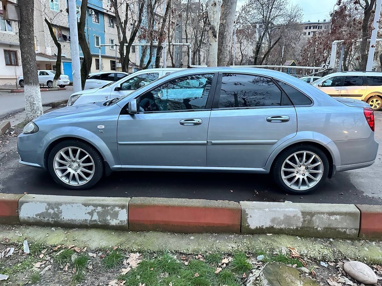 Продаю свою Gentra!
