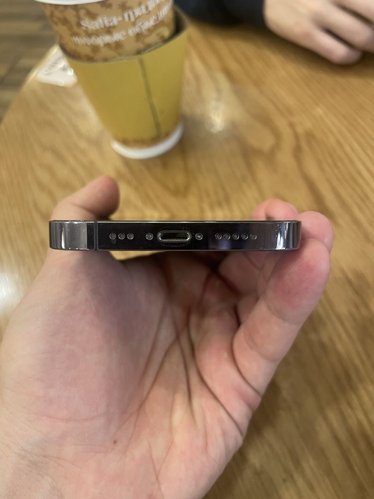 iPhone 14pro ZA/A
