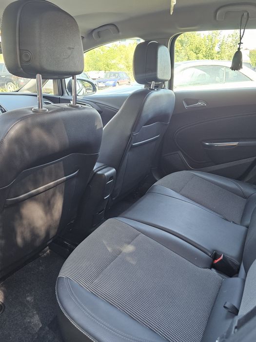 Opel Astra 1.7 CDTI 2011