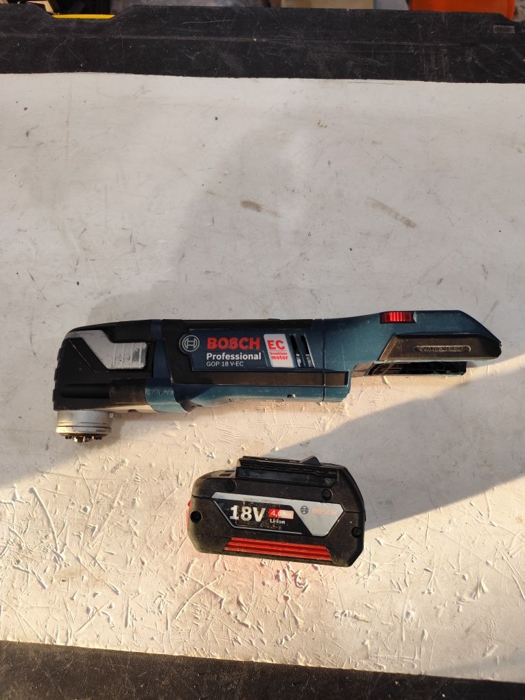 Безчетков акумулаторен мултитул Бош Bosch GOP 18 V-EC + 4Ah