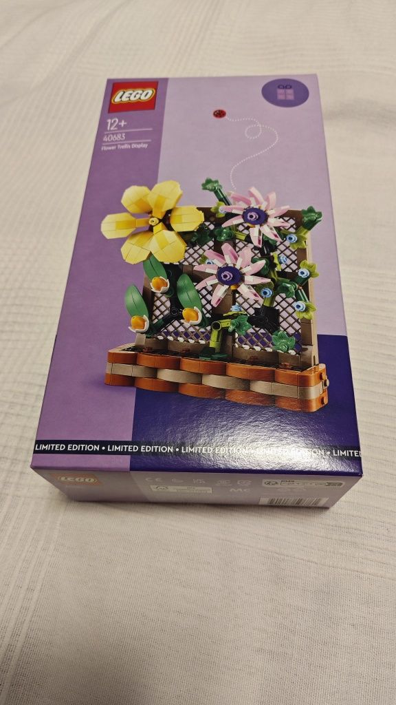 LEGO 40683 FLOWER TRELLIS DISPLAY GWP, Рамка с цветя, пано с цветя