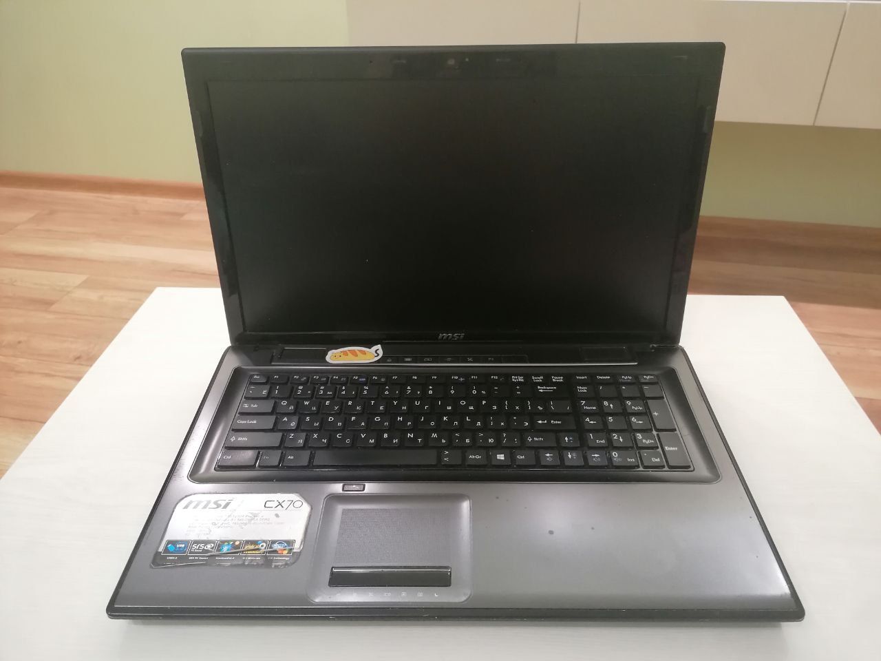 Ноутбук  MS-1755
