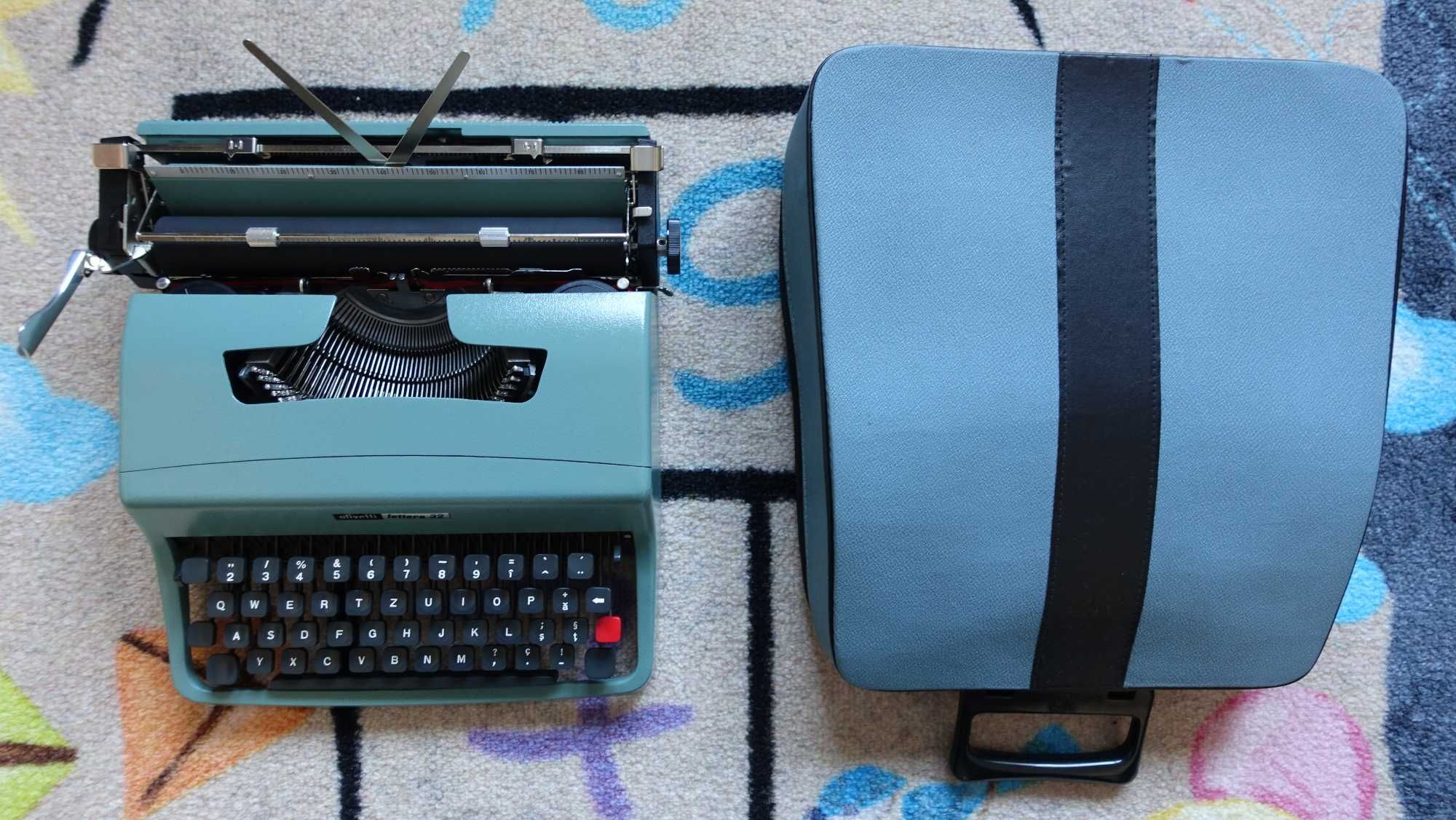 Masina de scris Olivetti Lettera 32 - Perfecta cu diacritice romanesti