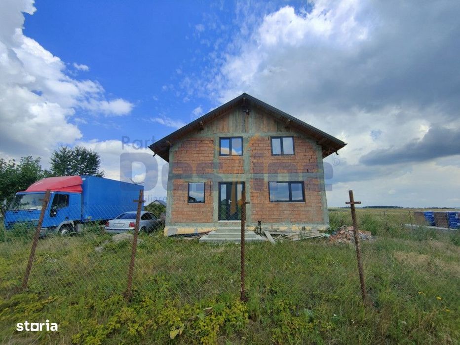 Comision 0% Casa 4 camere 194 mp La Rosu+teren 670mp-Proselnici
