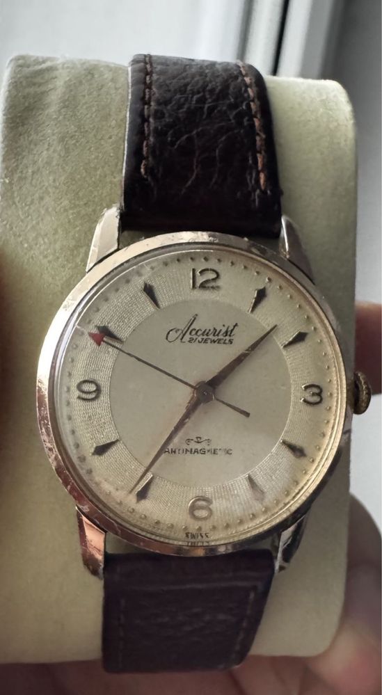 Ceas Accurist Mecanic / schimb