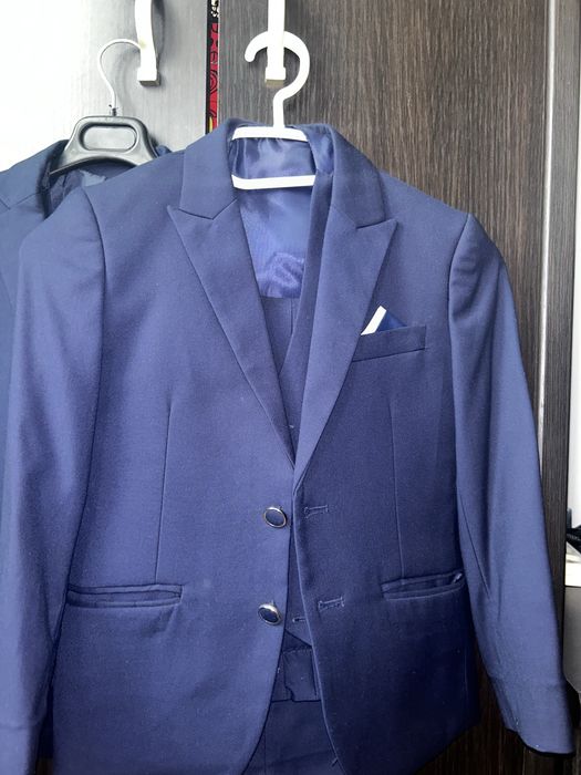 костюм с жилеткой в школу