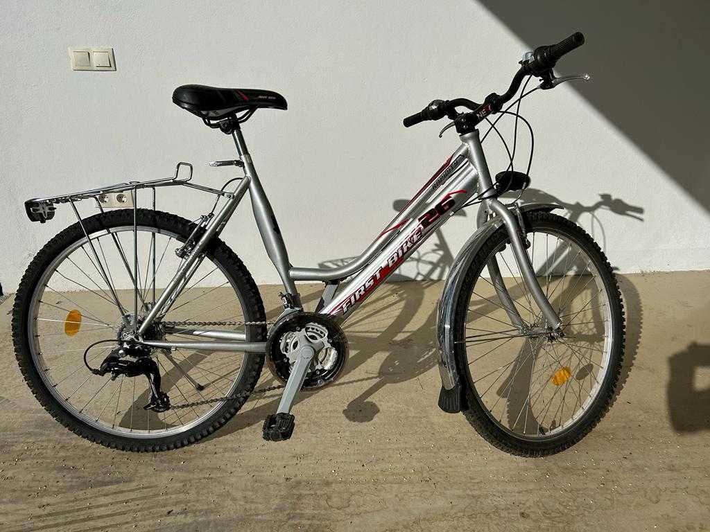 Bicicletă MTB First Bike ca noua