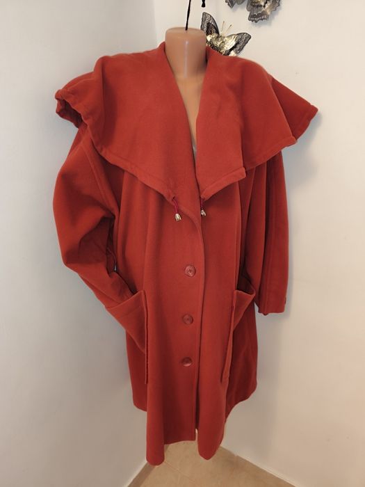 Palton Cartoon - XXL - bust 156cm- 55% lana , 20% cașmir , căptușit