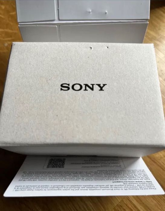 SONY earbuds  WF - C500