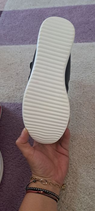 Оликотени дамси обувки