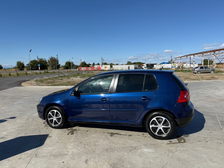 Volkswagen Golf 5 + GPL