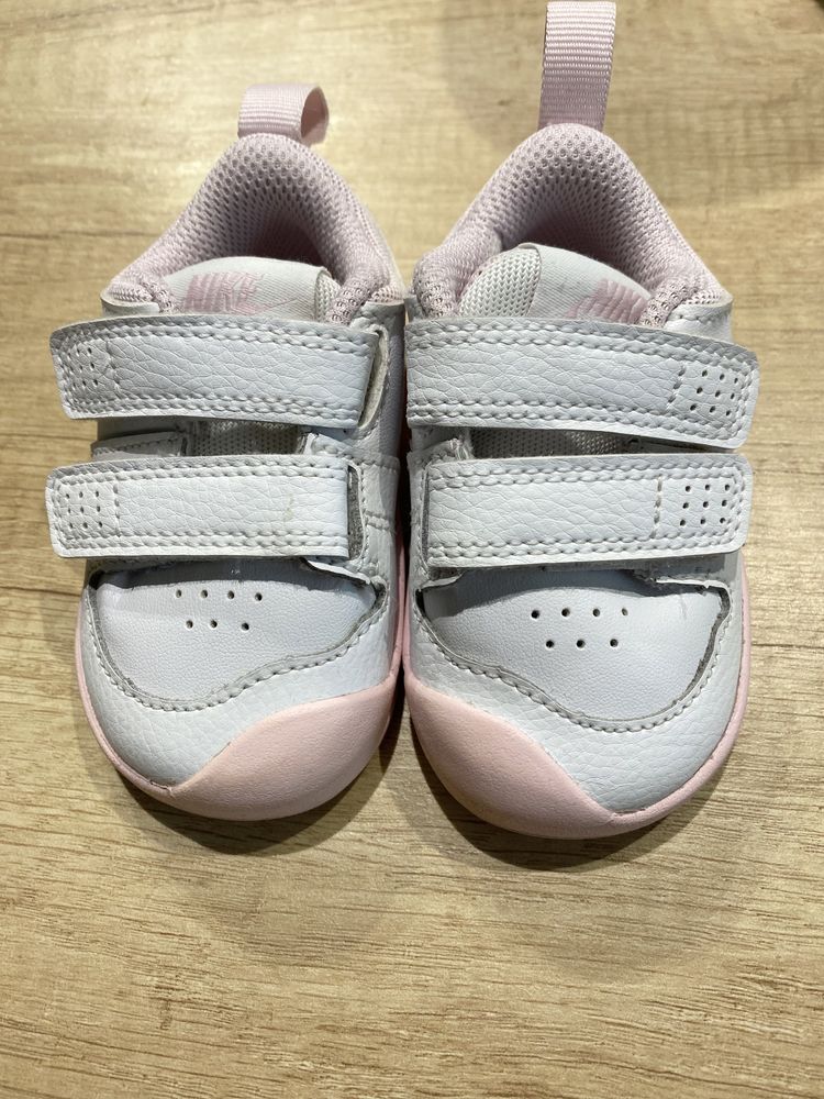 Обувки на Nike за бебе 18.5 р-р