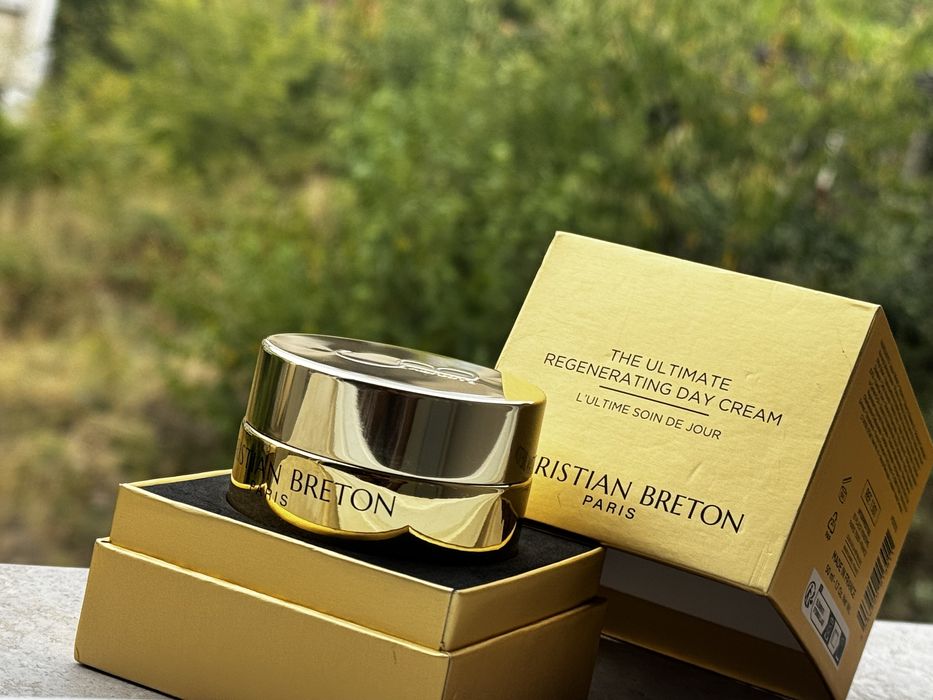 Крем за лице на Christian Breton