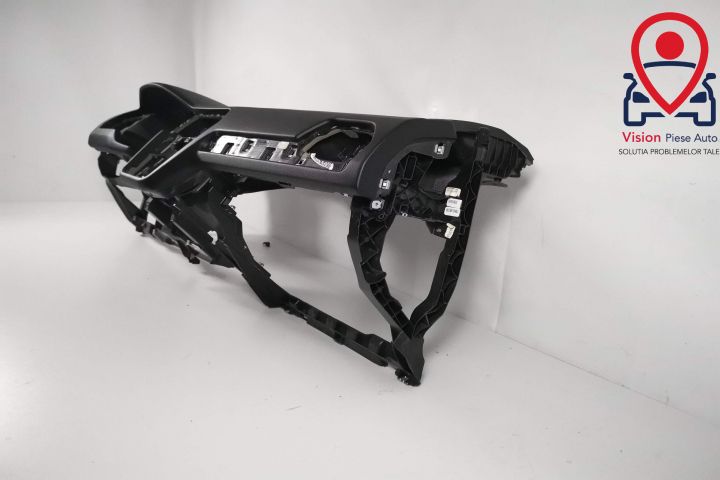 Оригинално арматурно табло в добро състояние Фолксваген Тигуан / Volks