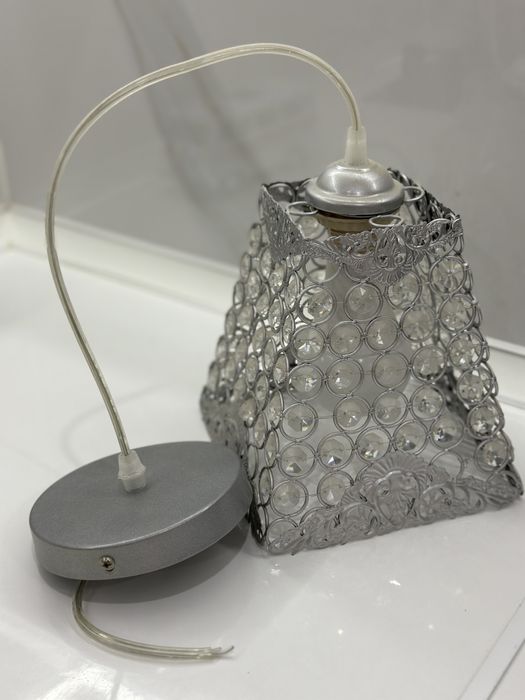 Люстра продам для кухни