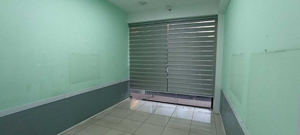 Аренда в центре на выходе с метро, 100 кв.м. ул, Амира Тимура