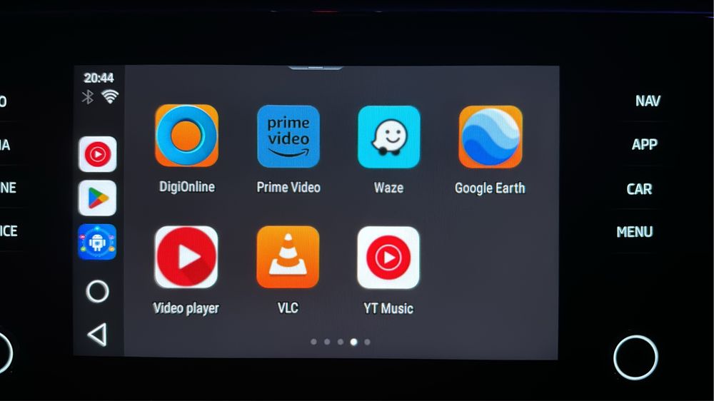 Wireless CarPlay/Android Auto 3in1 AI Box YouTube Netflix Digi.Online