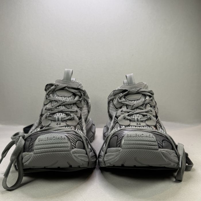 Balenciaga 3XL Grey! НОВИ!