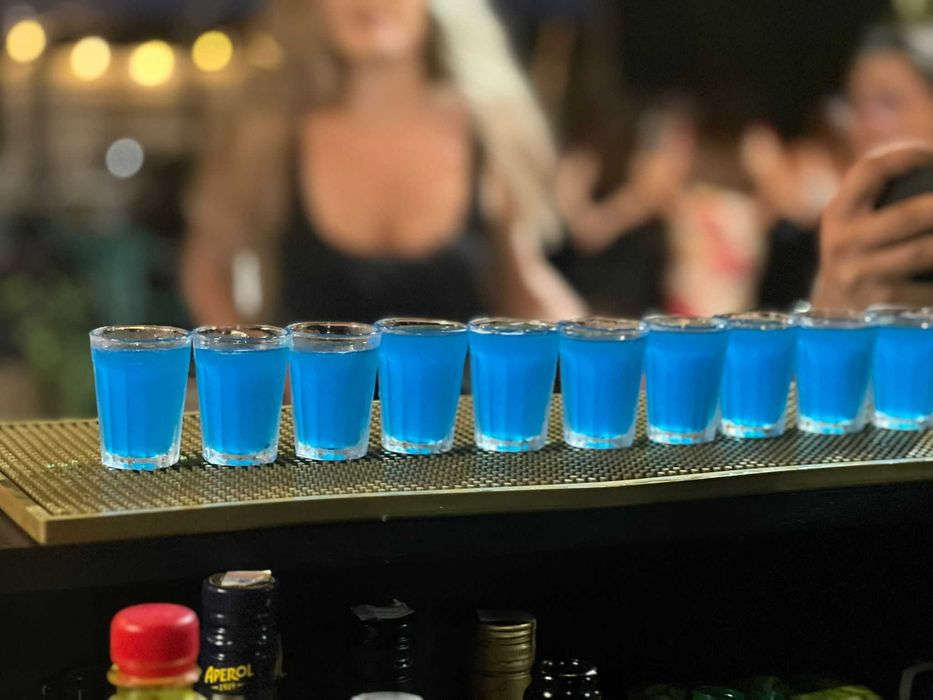 Cocktail bar  si tort de shot