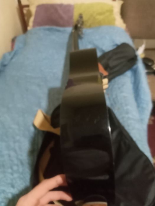 Гитара акустическая