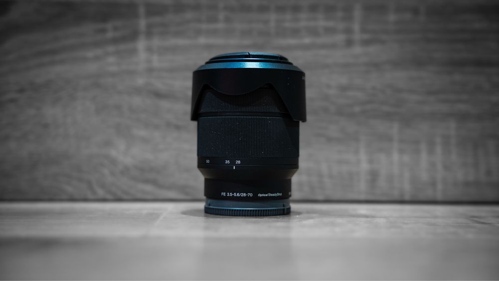 Обектив Sony FE 28-70mm f / 3.5-5.6 OSS - Sony E-Mount