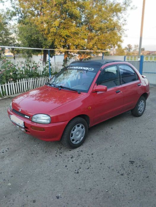 Продам Мазда 121