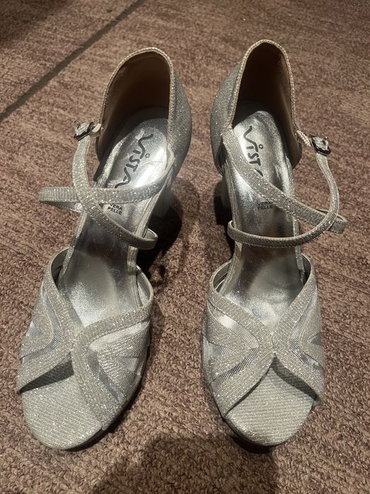 Pantofi argintii cu toc, marime 37