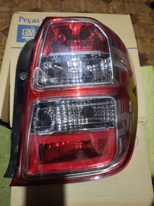 Продам задний фонарь