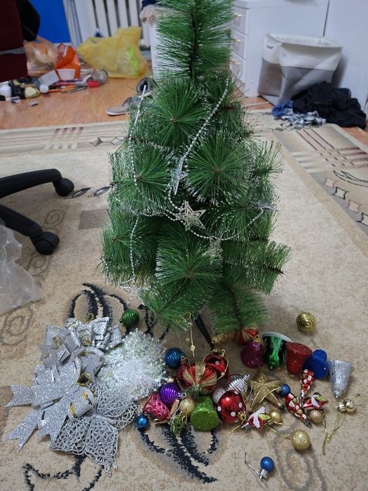 Елка искусственный