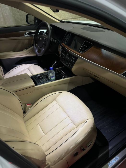 Genesis g 80 Sotilad