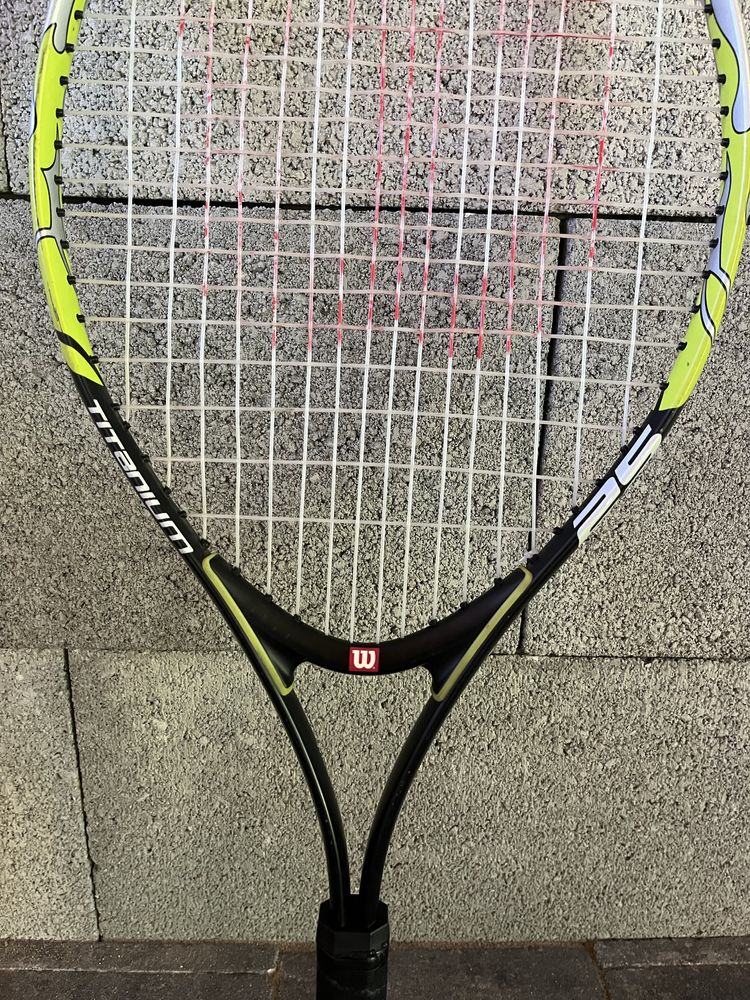 Vand palete de tenis de camp