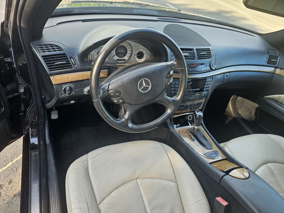 Mercedes clasa E300 ,Avangard  cutie automata , 3.0 diesel