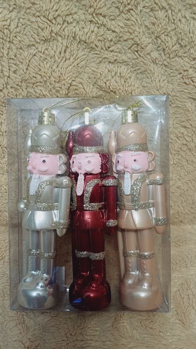 Ёлочные игрушки продам или обмен