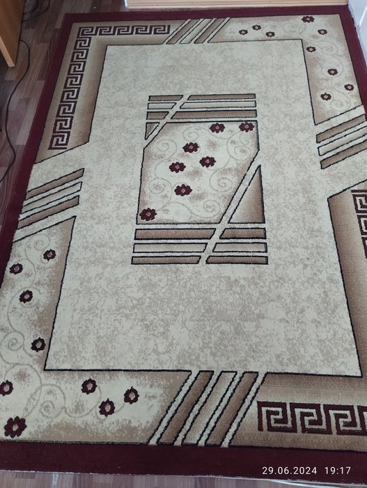 Ковёр 2*3метра продам