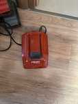Încărcător hilti