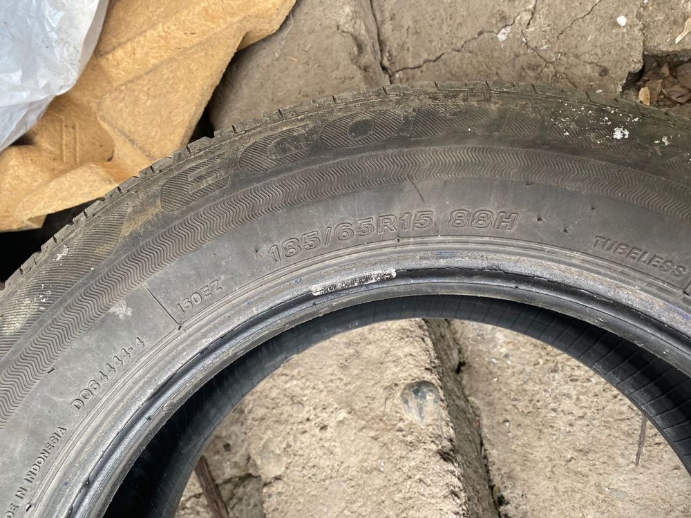 Продам летние шины Bridgestone