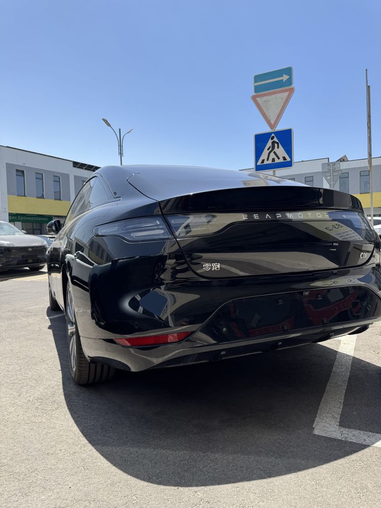 Leapmotor C01 электр