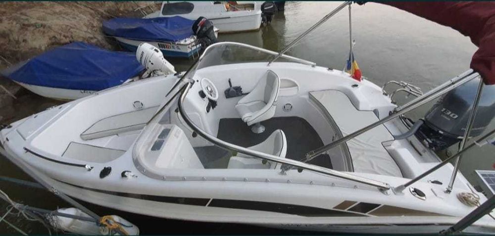 Barca open Delphin motor 130 cp peridoc