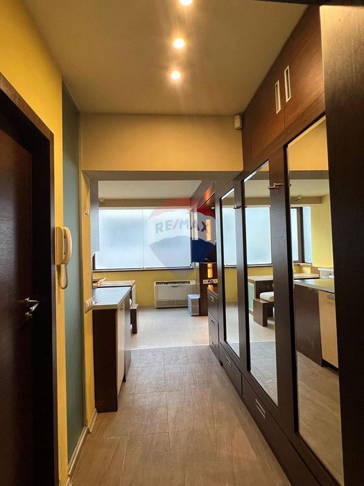 Дава се под наем Едностаен апартамент в Варна, Спортна зала - 50 кв.м за 408 € - Снимка #10