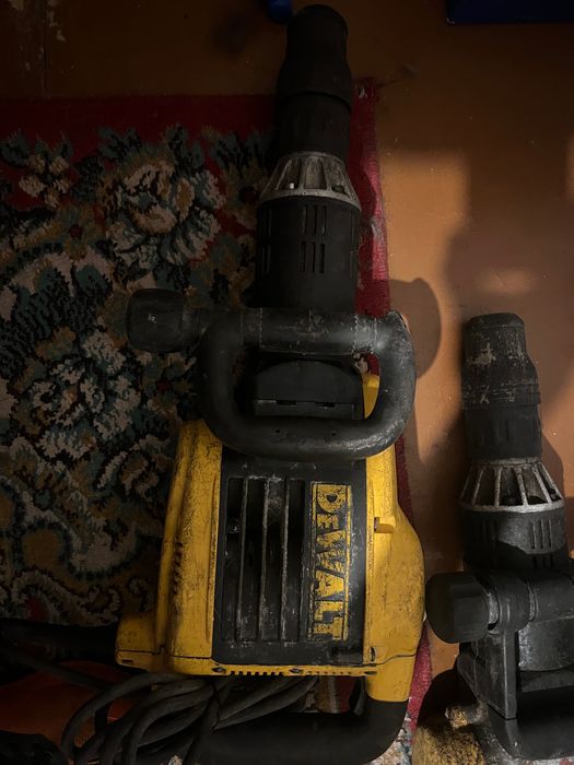 Продам отбойный молоток